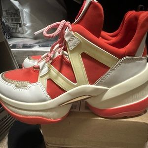 Mk shoe size 7.5